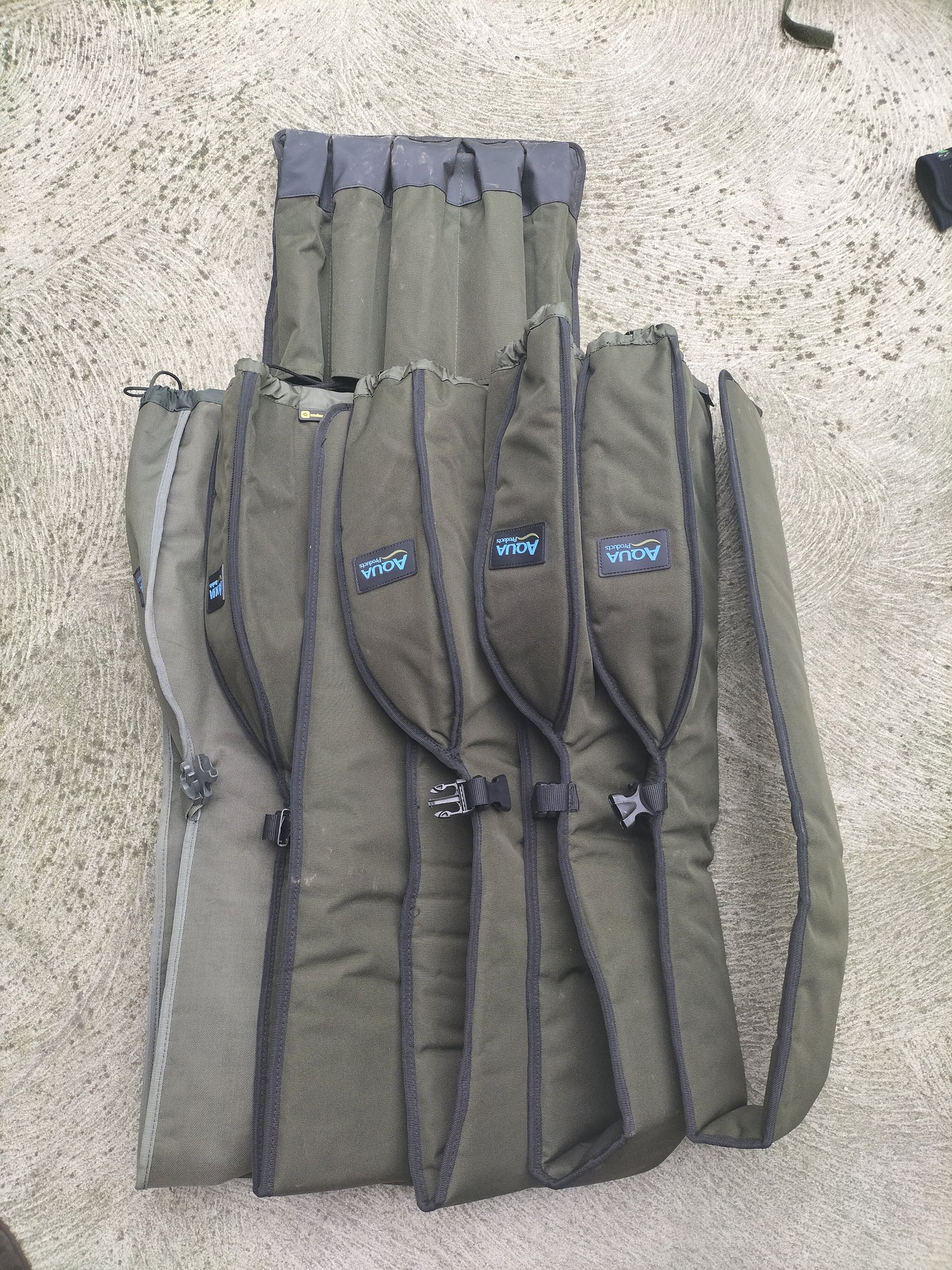 Aqua Products RS5 Rod Quiver Plus 5 Rod Sleeves 12ft/13ft Rods Used WAS $229.95